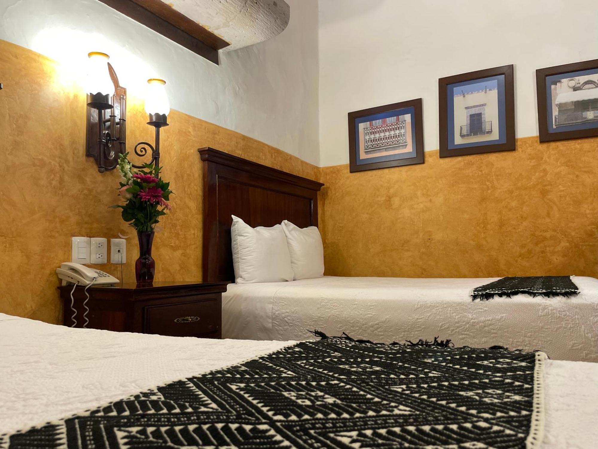 Hotel Historia Morelia Exteriör bild