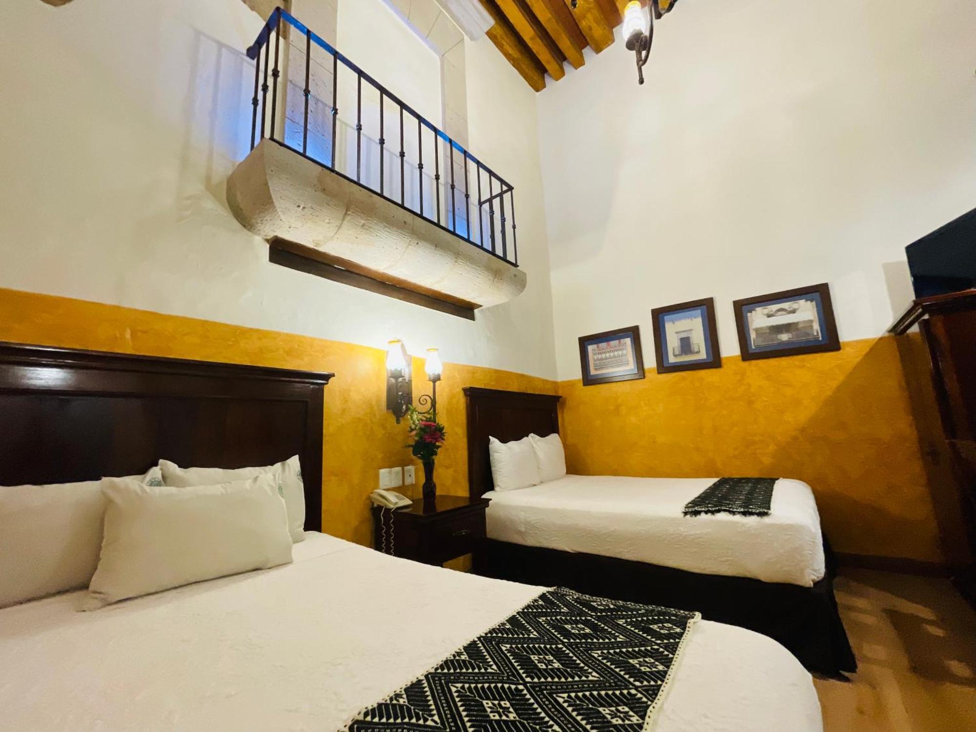 Hotel Historia Morelia Exteriör bild