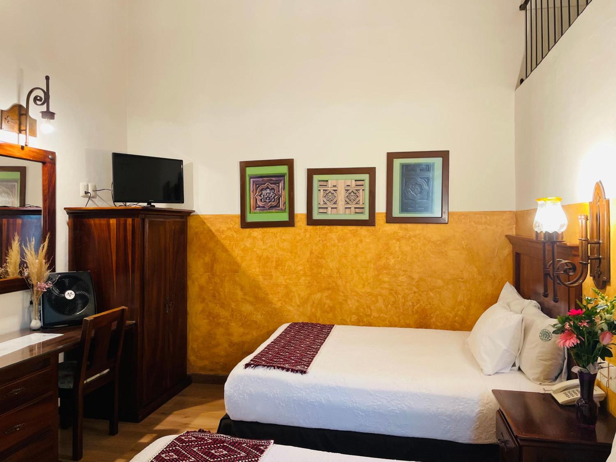 Hotel Historia Morelia Exteriör bild